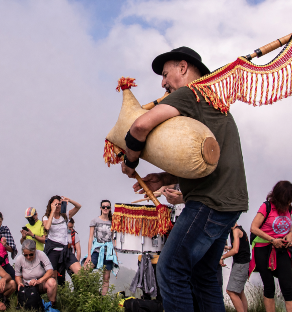 Musica e canti alla vetta Roccerè, in occasione di Sant Joan