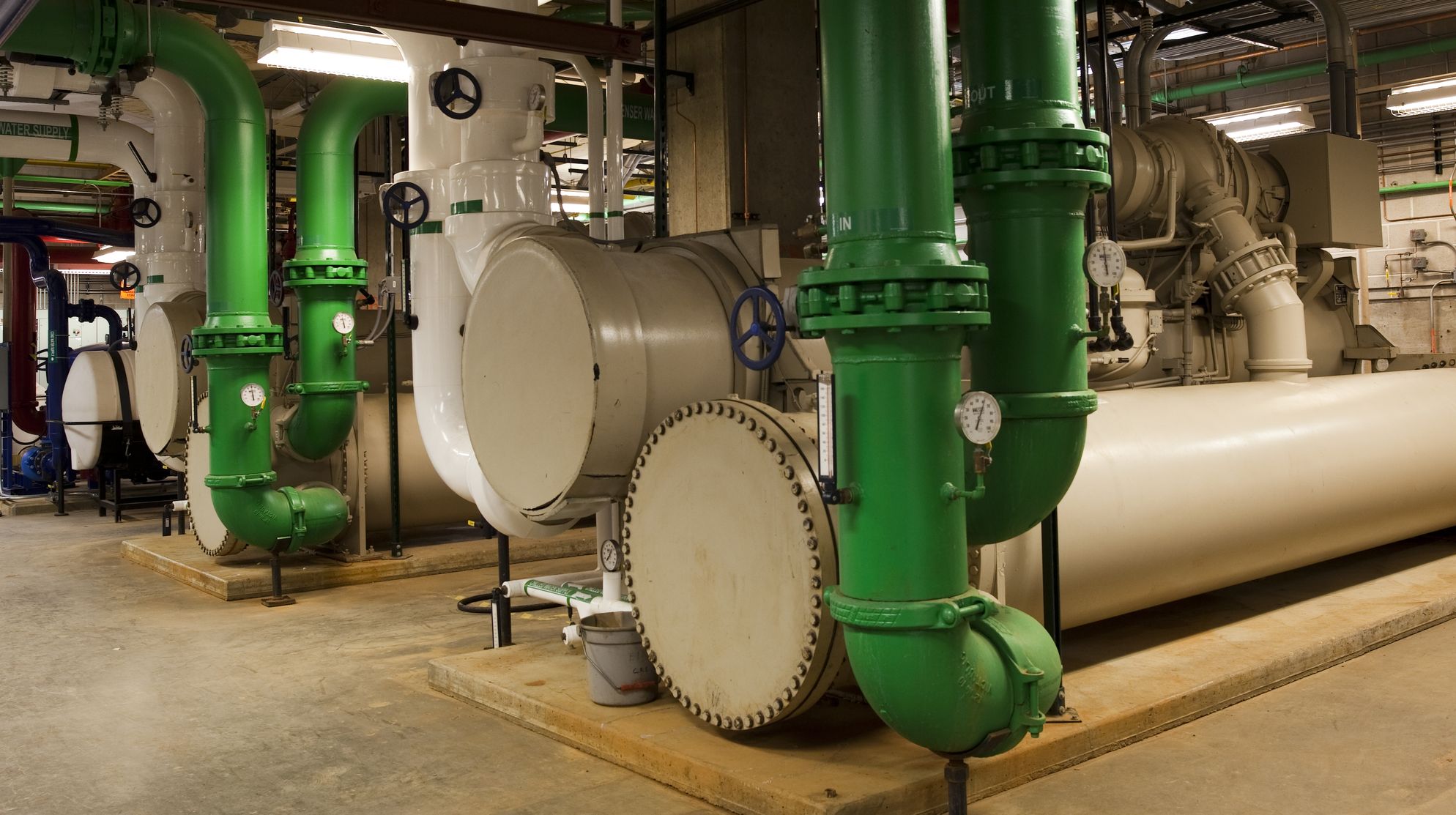 Electric driven chiller used for building cooling