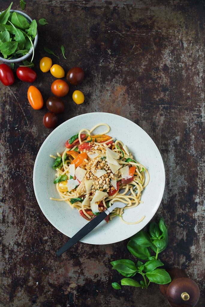 Recept: Snabb pasta med körsbärstomater och basilika | Frk. Kräsen