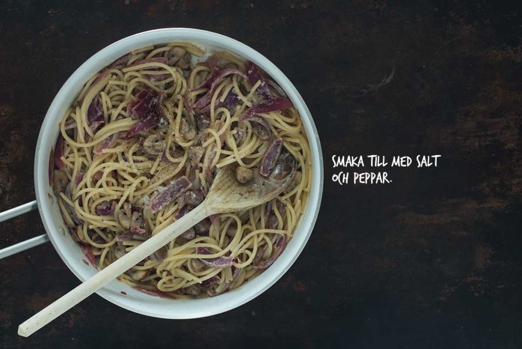 Recept: Pasta med champinjoner och karamelliserad rödlök | Frk. Kräsen
