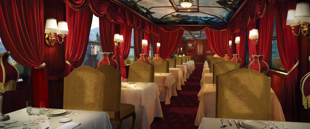 Interieur voiture restaurant Alexandre Dumas Rouge et Or