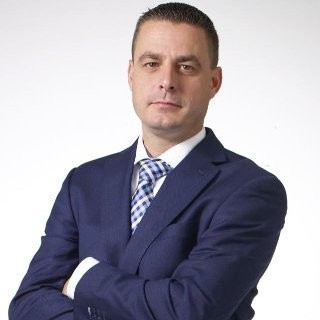 portrait for Dennis van Buren