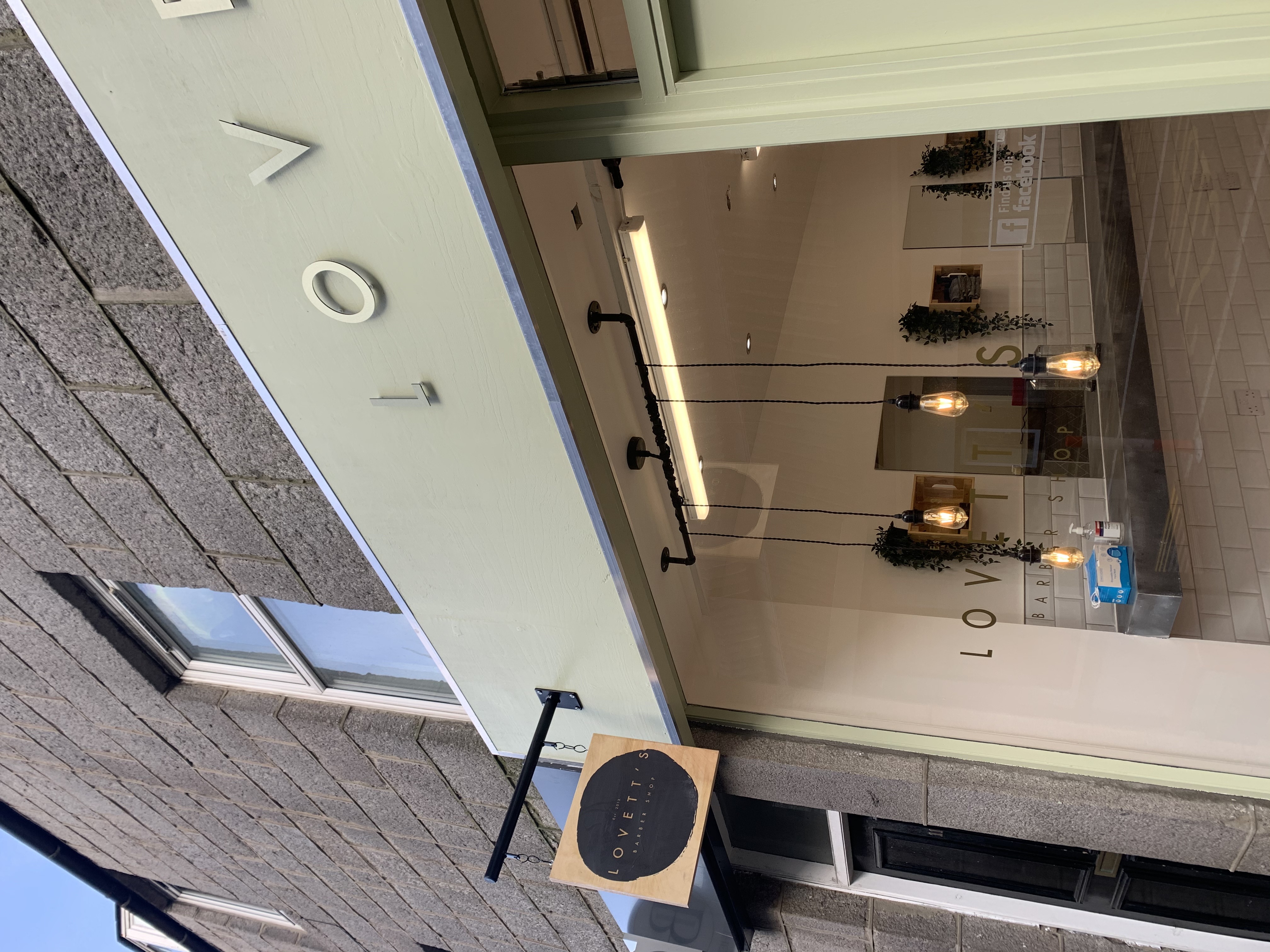 Lovett’S Barbershop
