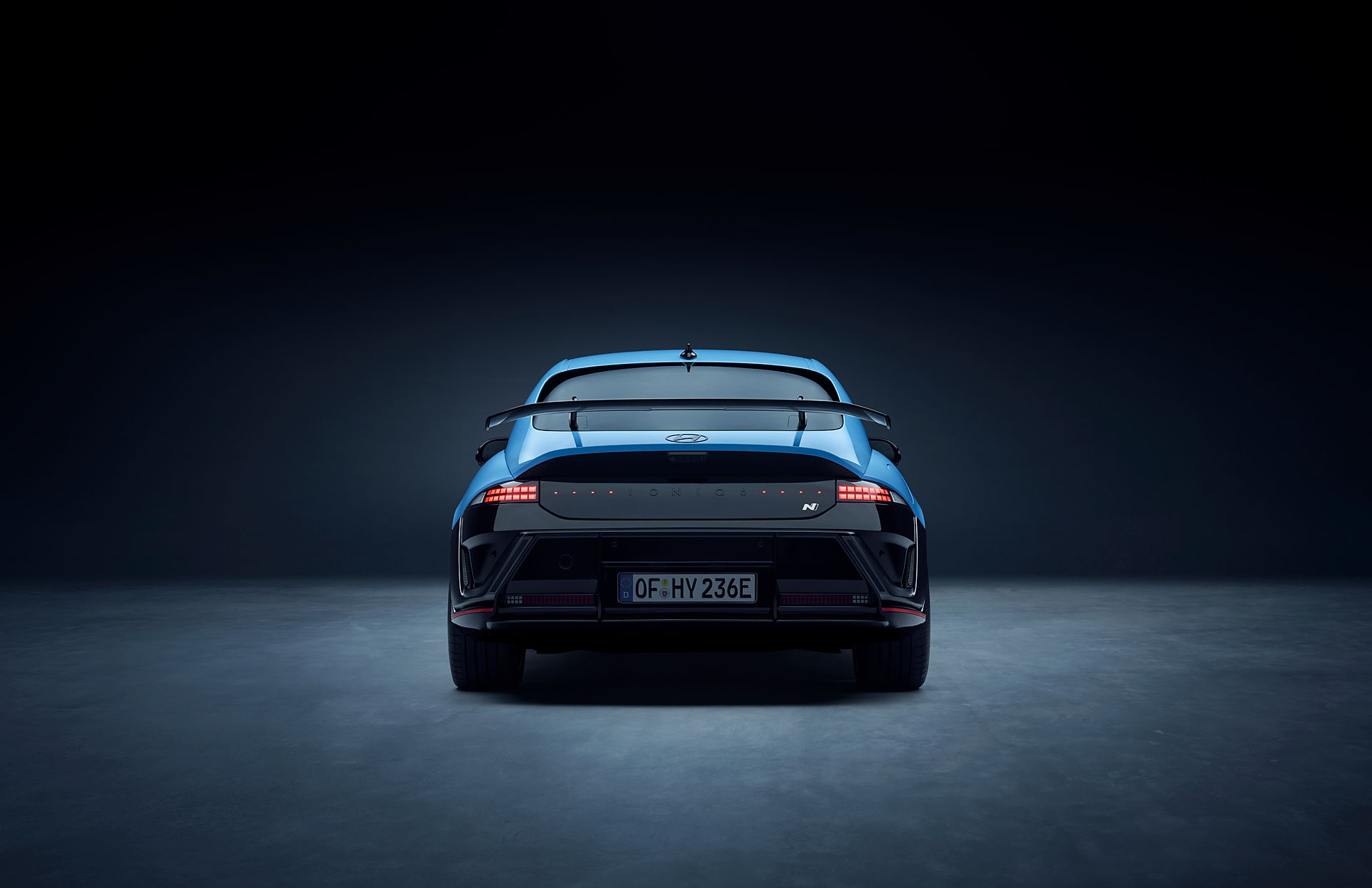 13_IONIQ 6 N_Studio_Rear.jpg