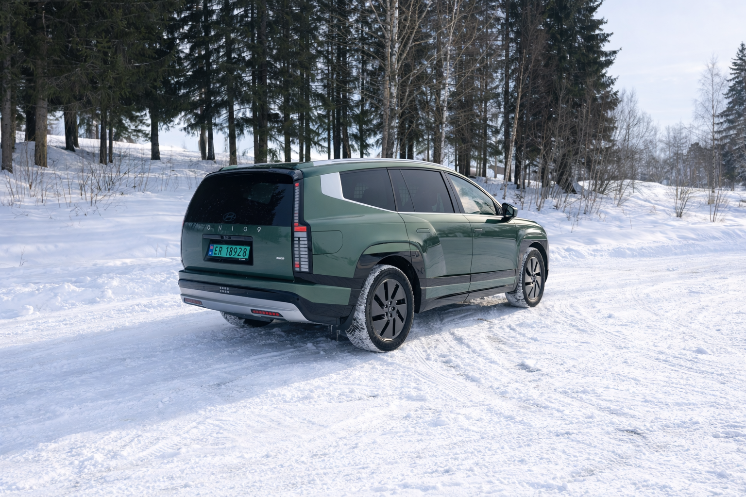 IONIQ9_varebil_Premium_MY26_eks_vinter_2026_6.png