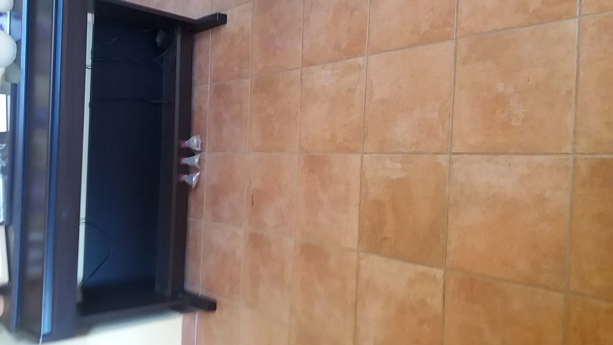 πωλείται πιάνο 