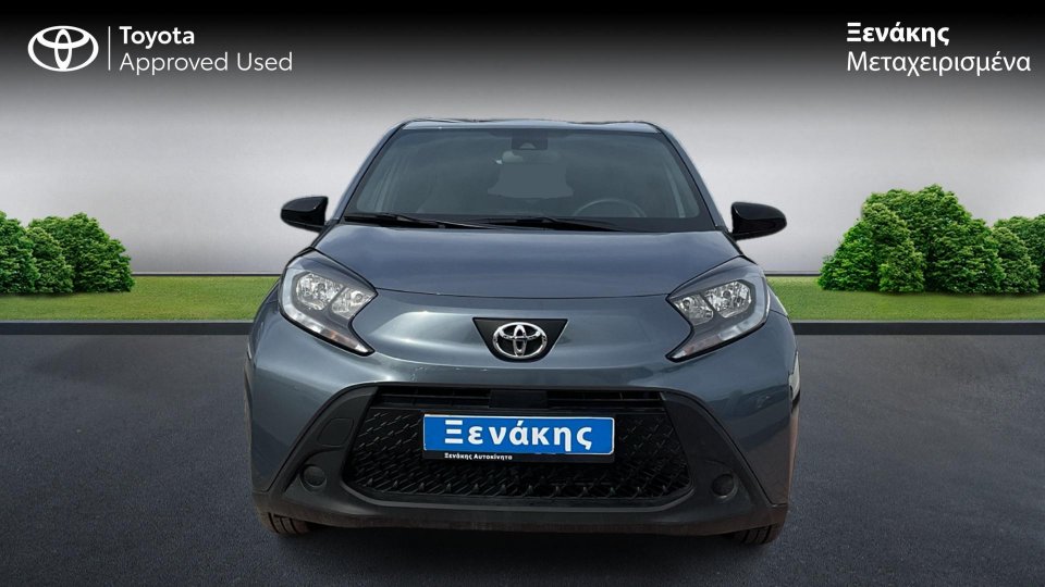 TOYOTA AYGO X X-PLAY 1.0 2025 (2)