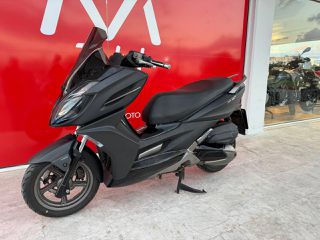 Kymco K-XCT 300i 2015 (3)