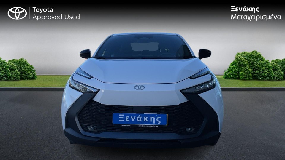 TOYOTA C-HR C-ULT 2025 (3)