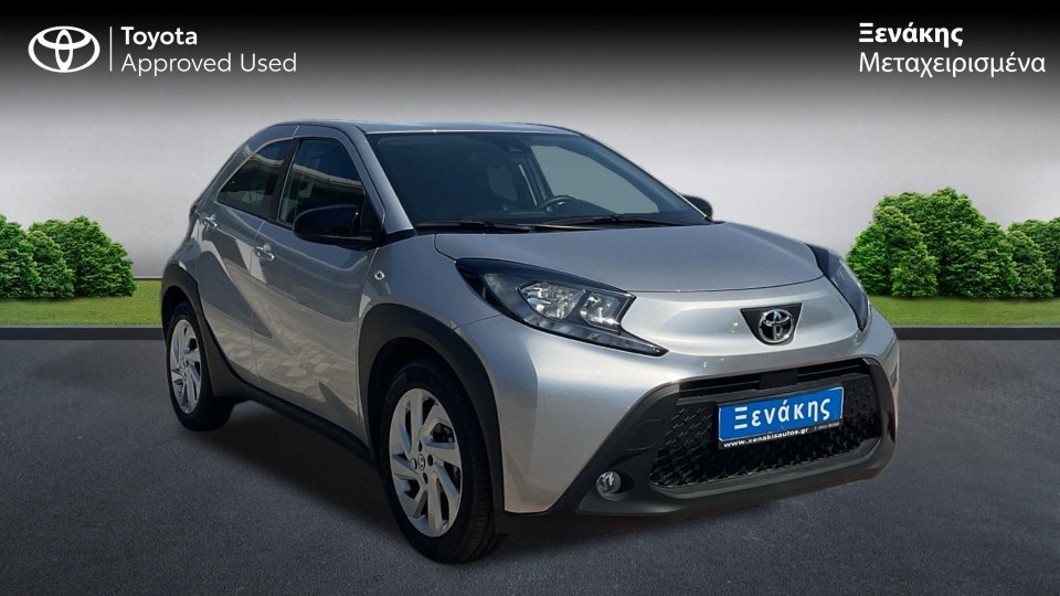 TOYOTA AYGO X-PLAY 1.0 2024 (3)
