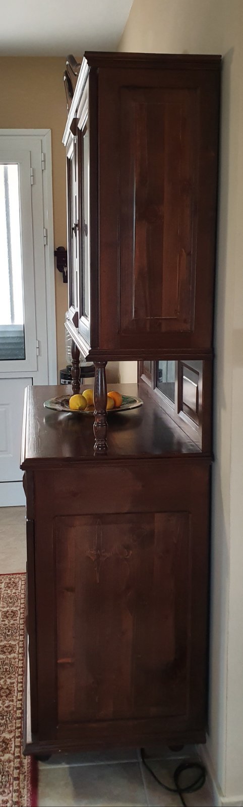 ΠΩΛΕΊΤΑΙ ΜΠΟΥΦΕΣ (2)