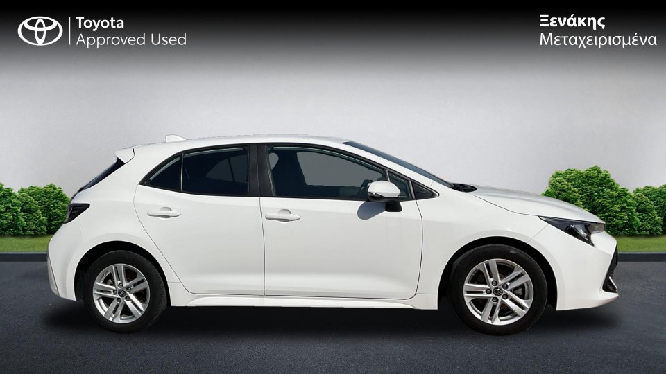 TOYOTA COROLLA ACTIVE HYBRID 1.8 2022 (5)