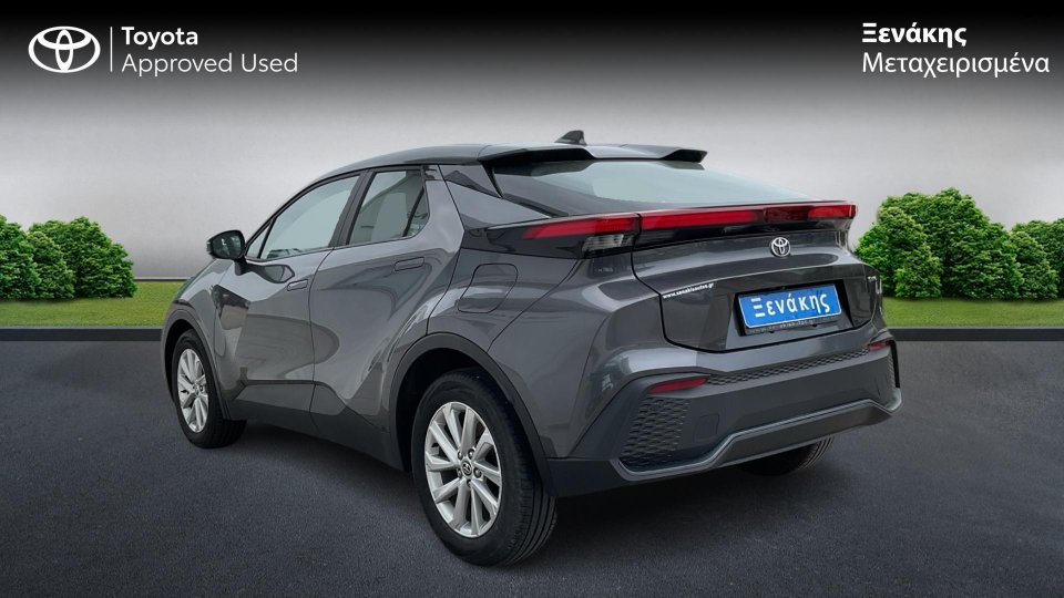 TOYOTA C-HR C-ULT 1.8 140PS 2025 (4)