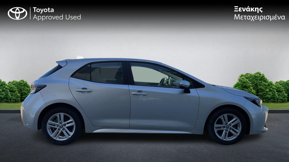 TOYOTA COROLLA CROSS ACTIVE HYBRID 1.8 2022 (4)
