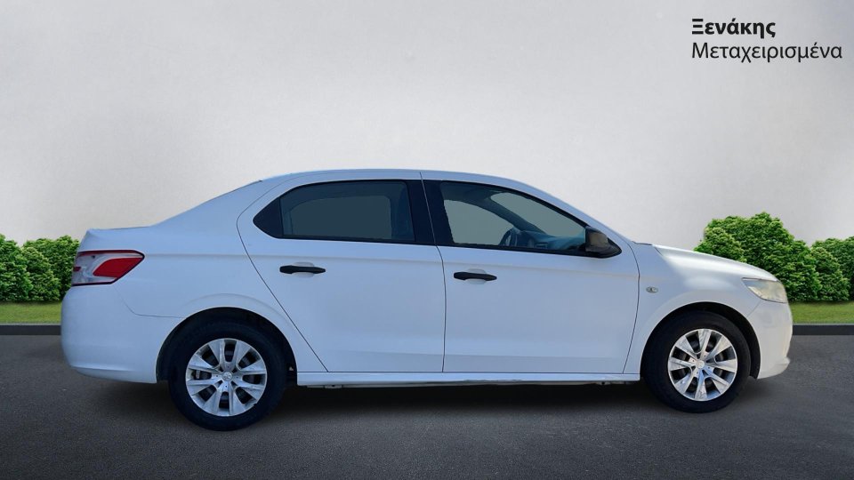 Peugeot 301 1.2 2017 (4)