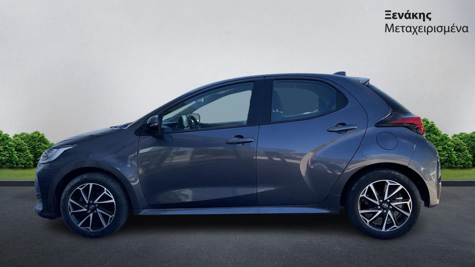 Toyota Yaris ACTIVE PLUS 1.5 2023 (5)
