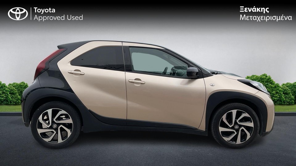 TOYOTA AYGO X X-PULSE 2023 (4)