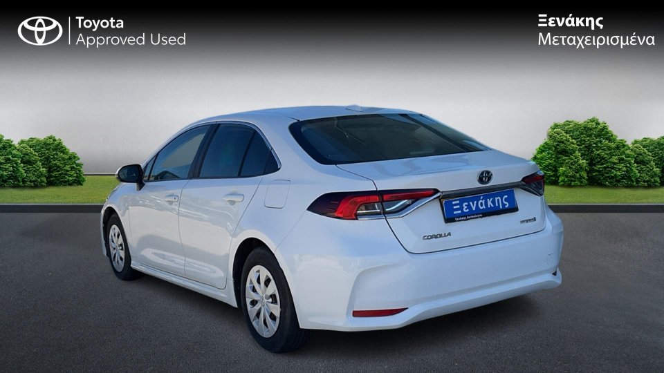 TOYOTA COROLLA SDN FEEL 1.8 2022 (2)