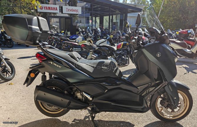 Yamaha XMAX 300 Tech Max 2023 (3)