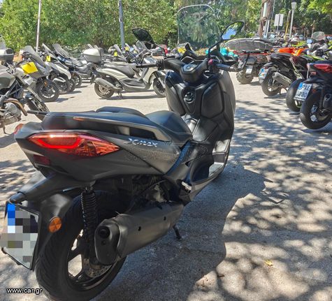 Yamaha XMAX 300 2017 (4)
