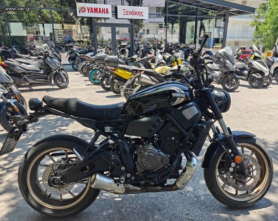 Yamaha XSR 700 2023 (3)