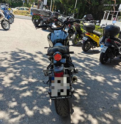 Yamaha XSR 700 2023 (5)