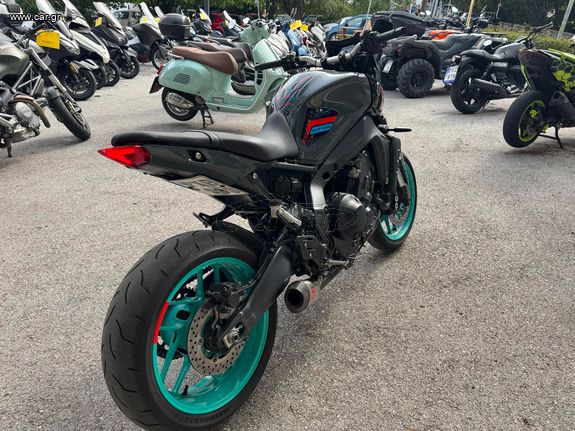 Yamaha MT-09 2022 (4)