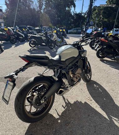 Honda CB 650 2025 (4)
