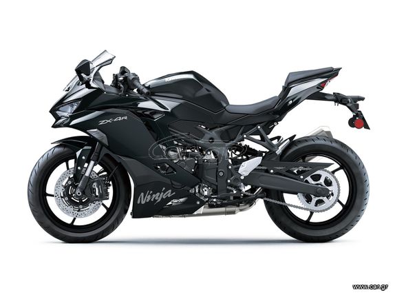 Kawasaki Ninja ZX-4R 2026 (2)