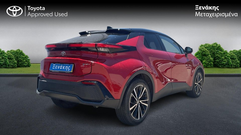 Toyota C-HR Chic 1.8 140PS 2024 (2)