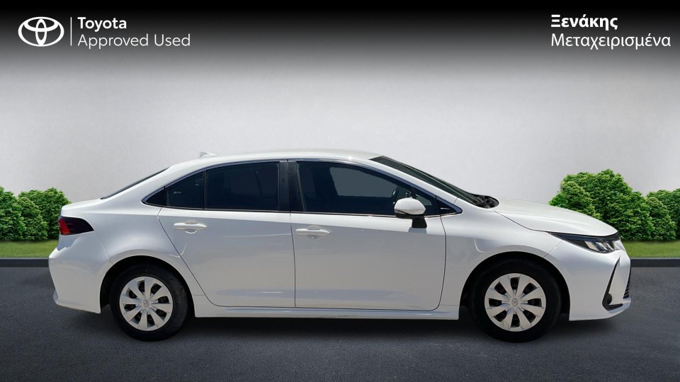 Toyota Corolla Feel 1.8 122PS 2022 (5)