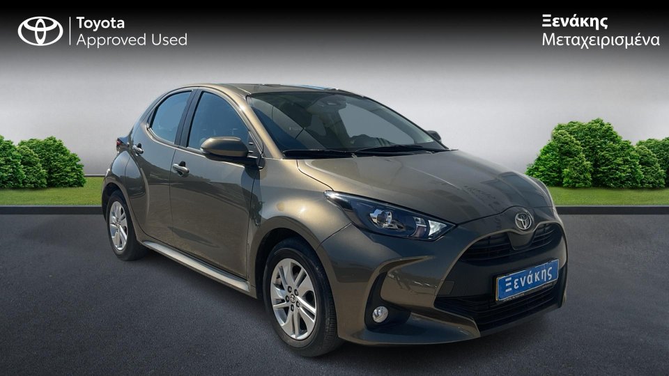 Toyota Yaris Active Plus 1.5 125PS 2024 (2)
