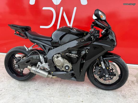 Honda CBR 1000RR 2013 (4)