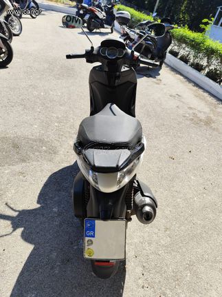 Piaggio Beverly 300 2015 (5)