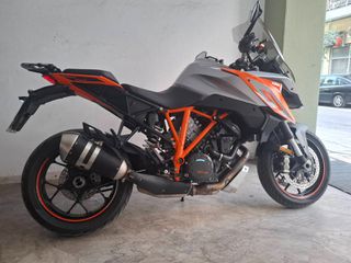 KTM 1290 Super Duke GT 2016 (5)