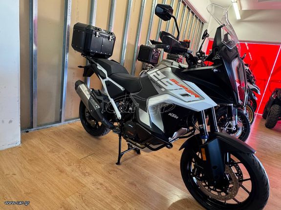 KTM 1290 Super Adventure 2023 (5)