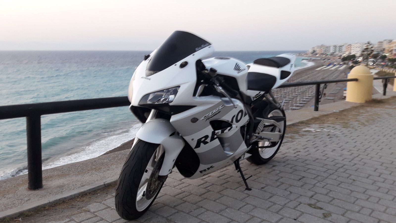 Πωλείται μηχανή 