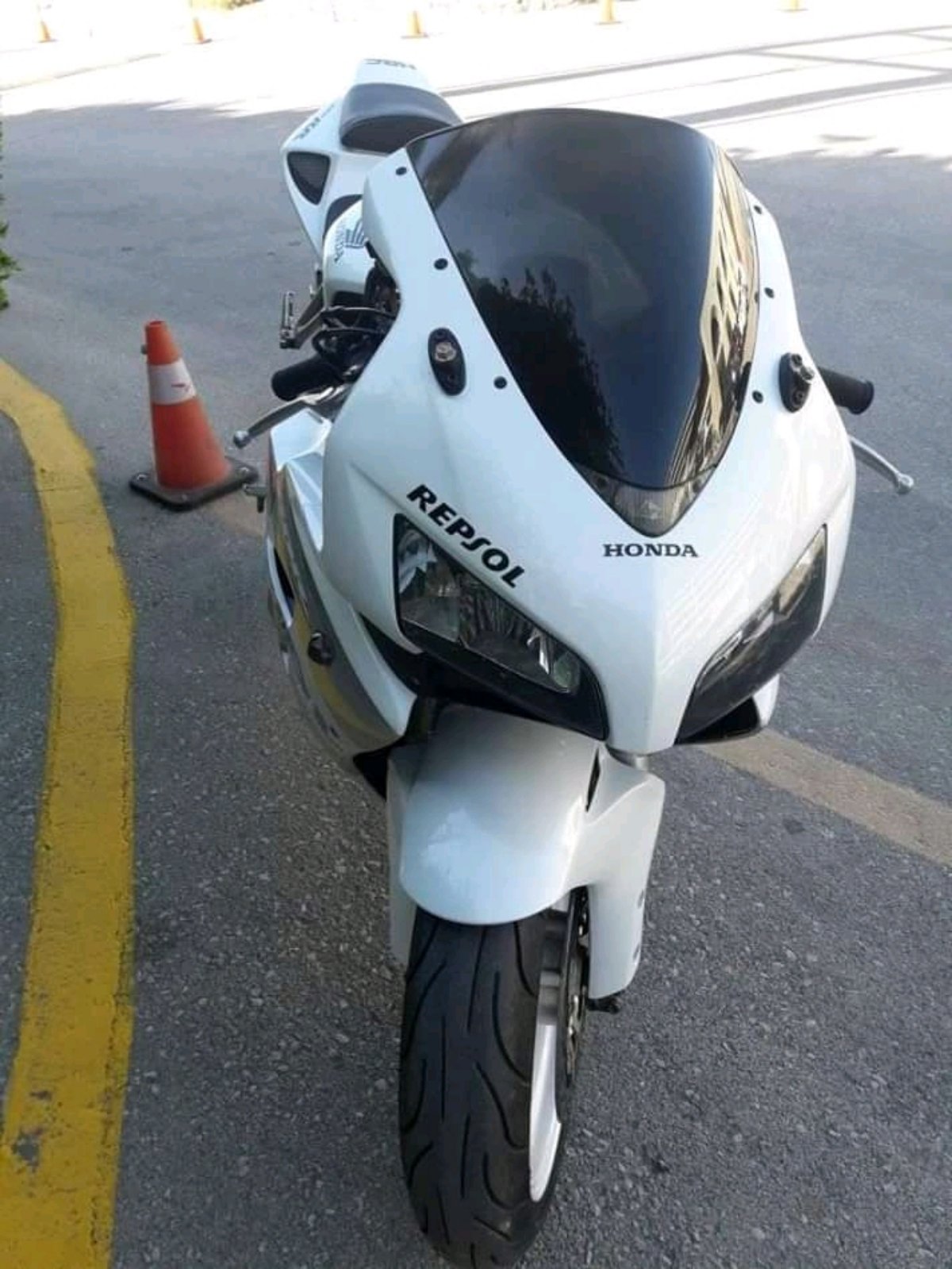 Πωλείται μηχανή  (3)