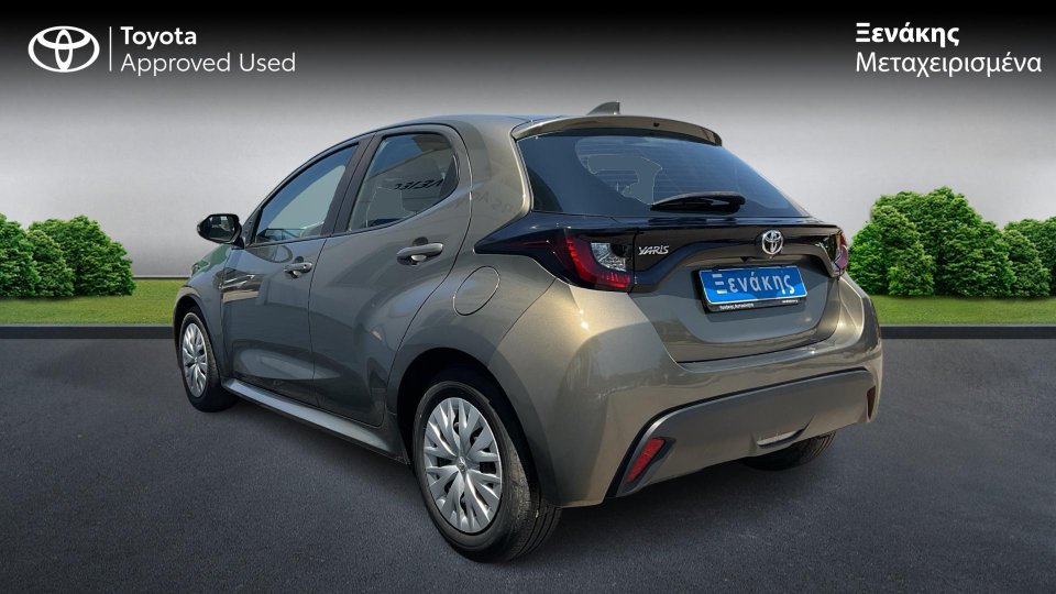 Toyota Yaris Active Steel 1.5 125PS 2023 (2)
