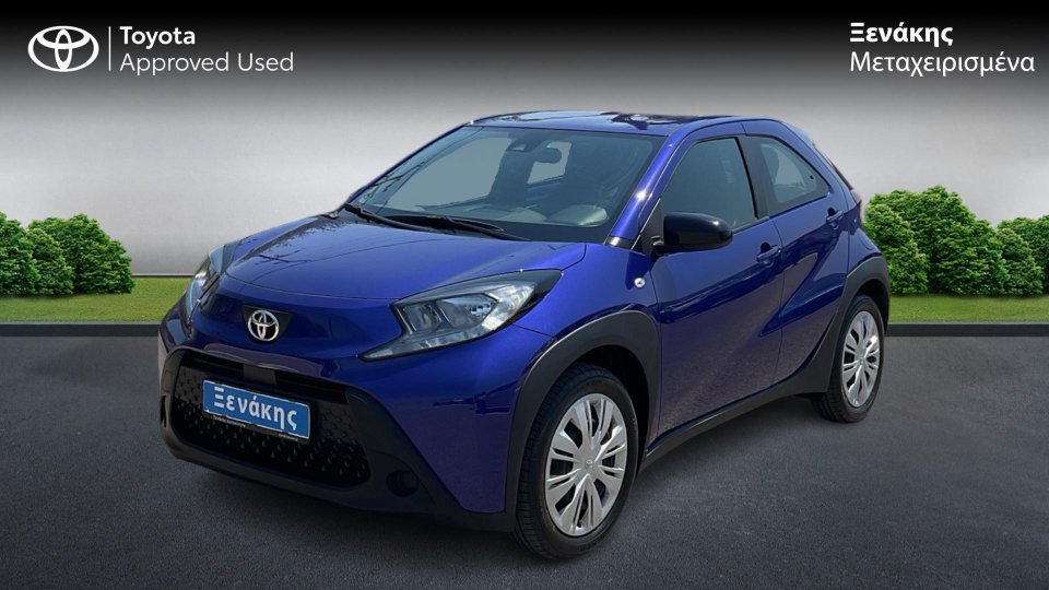 TOYOTA AYGO X X-PLAY 1.0 72 PS 2025