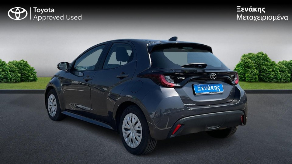 TOYOTA YARIS LIVE 1.5PS 2025 (2)