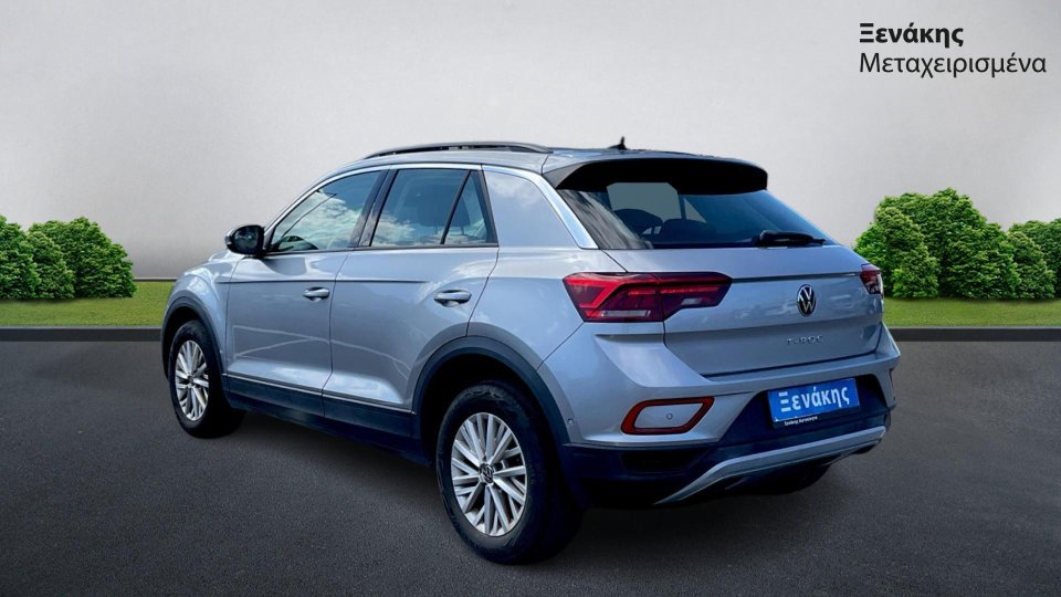 VOLKSWAGEN T-ROC LIFE 1.5 150PS 2022 (2)