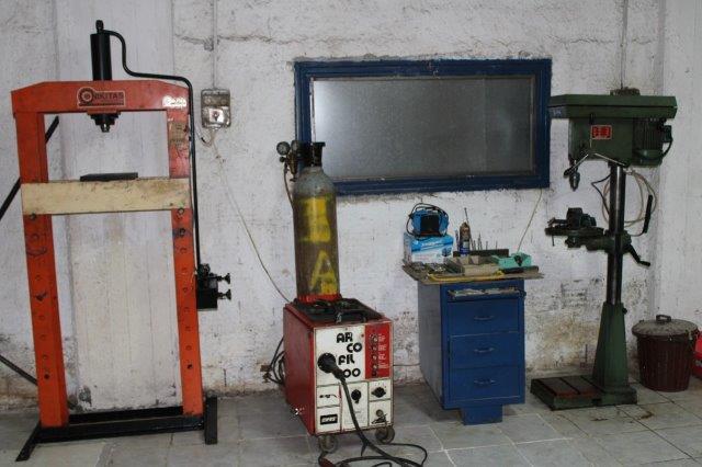 ΠΟΛΕΙΤΕ   ΠΡΕΣΣΑ-ΔΡΑΠΑΝΟ- MIG- ΤΡΑΠΕΖΙ (2)