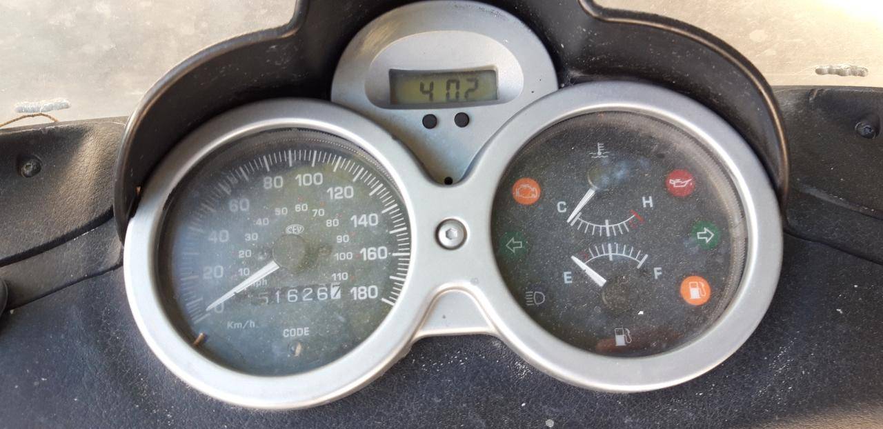 Πωλείται : Beverly piaggio 250cc