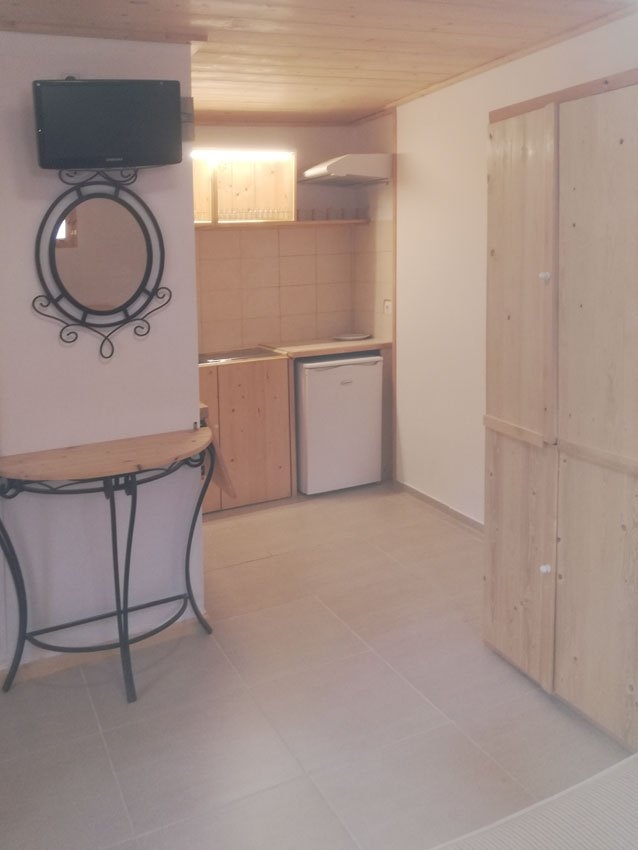 ΠΑΝΣΙΟΝ 150 τ.μ.