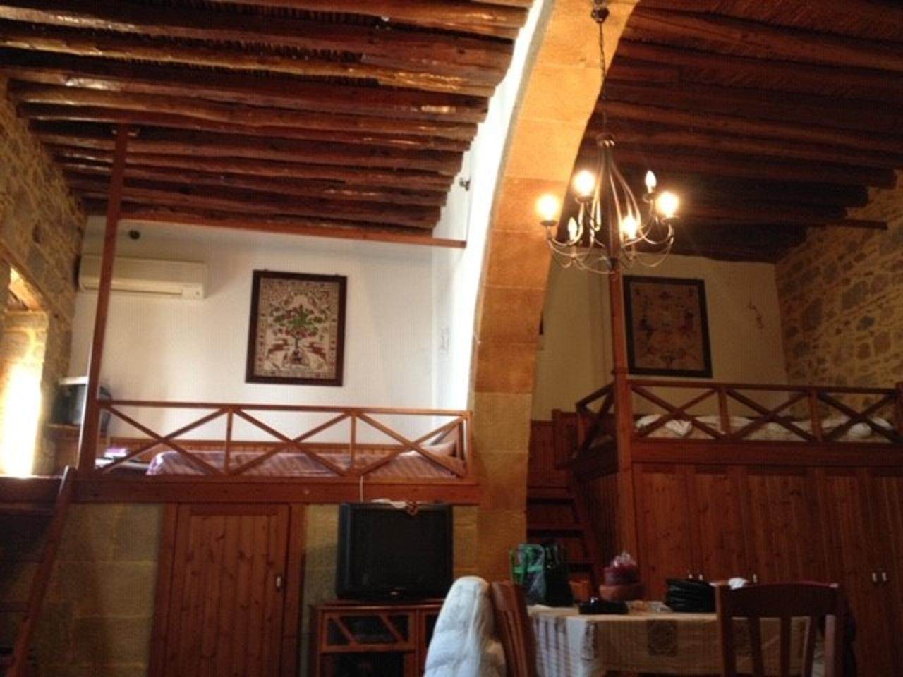 Μονοκατοικία 