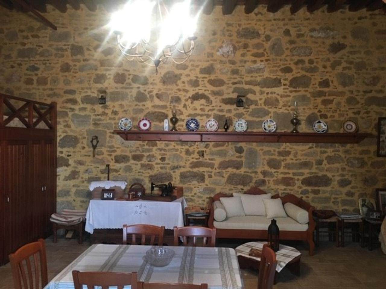 Μονοκατοικία  (4)