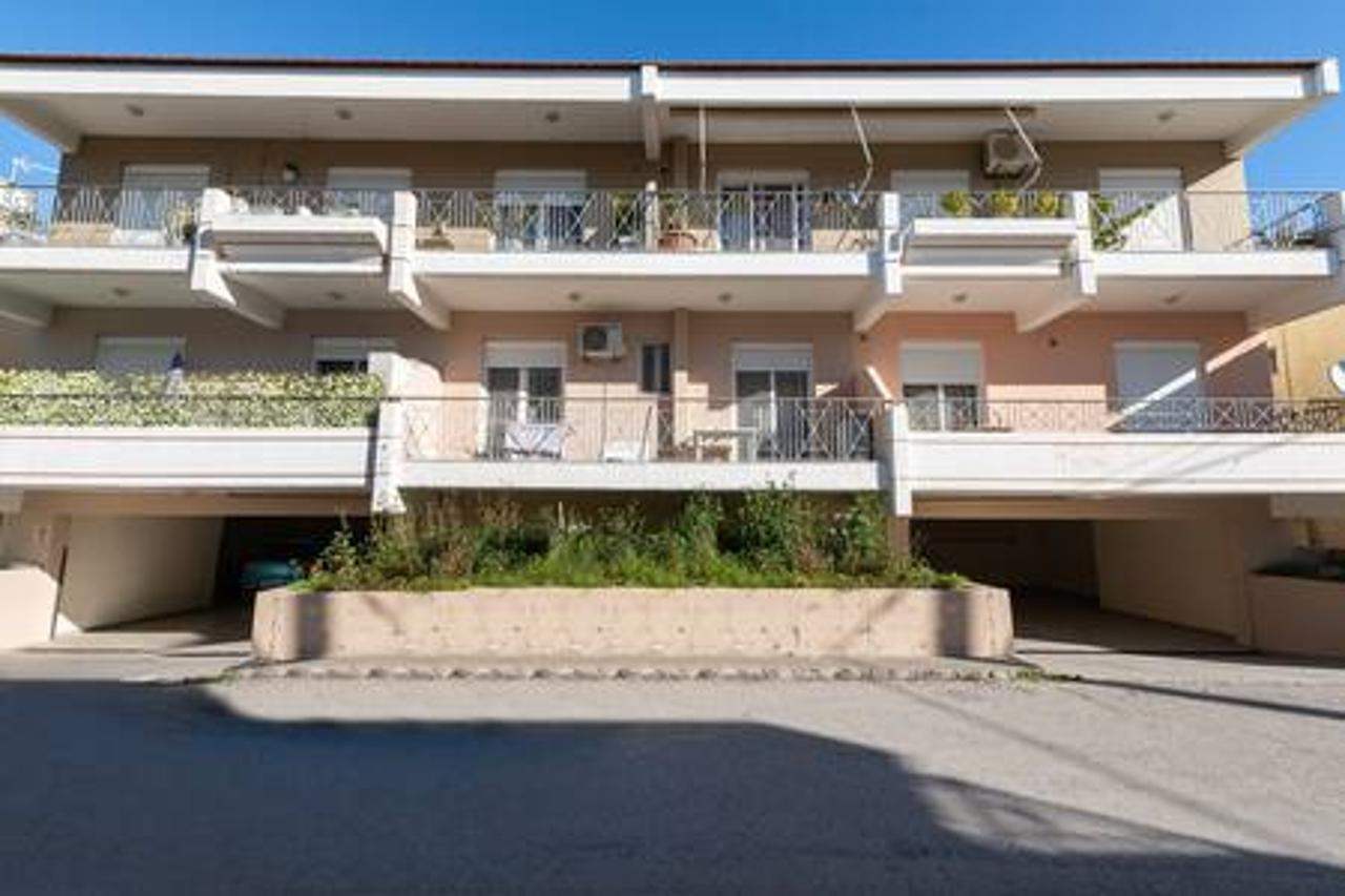 Διαμέρισμα  (5)