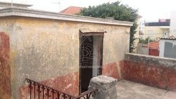 Νεοκλασσικό Κτήριο  (4)