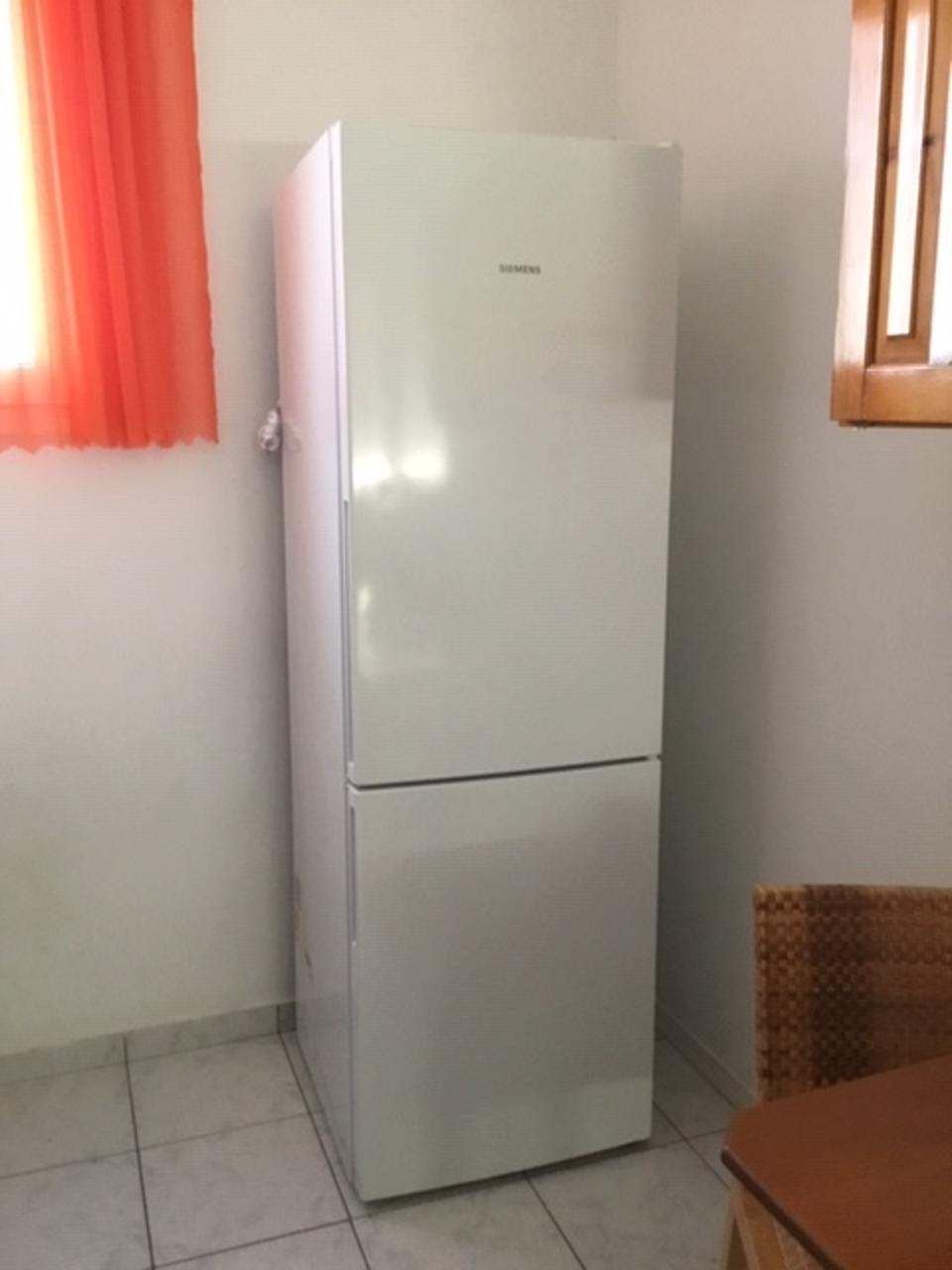 ΠΩΛΕΙΤΑΙ ΨΥΓΕΙΟΚΑΤΑΨΥΚΤΗΣ SIEMENS